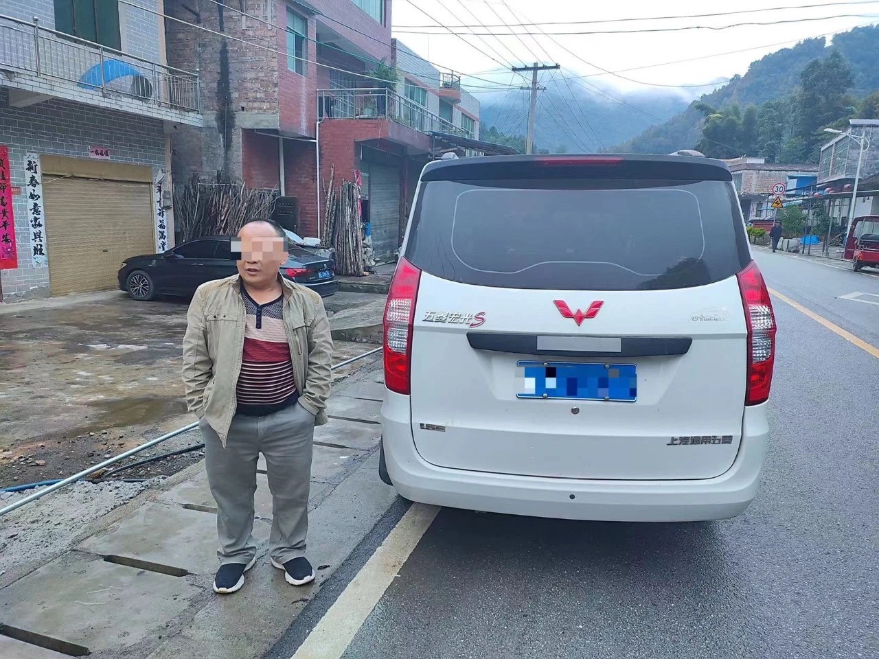 非法營(yíng)運(yùn)“黑校車”，貴州一駕駛員被依法判刑！