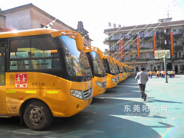 石龍：將對校車進行排查、建立新檔案