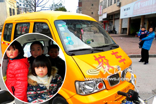 超載校車，不能承受生命之重（圖）