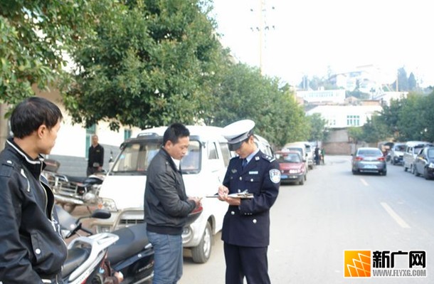 屏邊縣公安局交警大隊“校車事故”教訓強化接送學生車輛事故預(yù)防工作