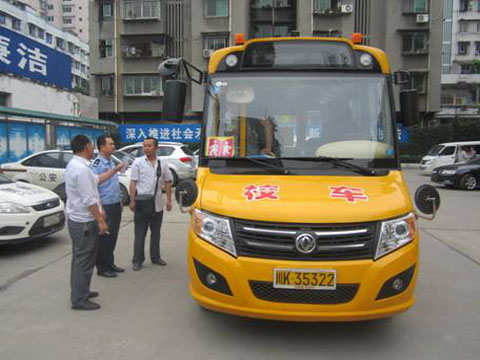 資中校車安裝GPS動態監控系統正式投入使用
