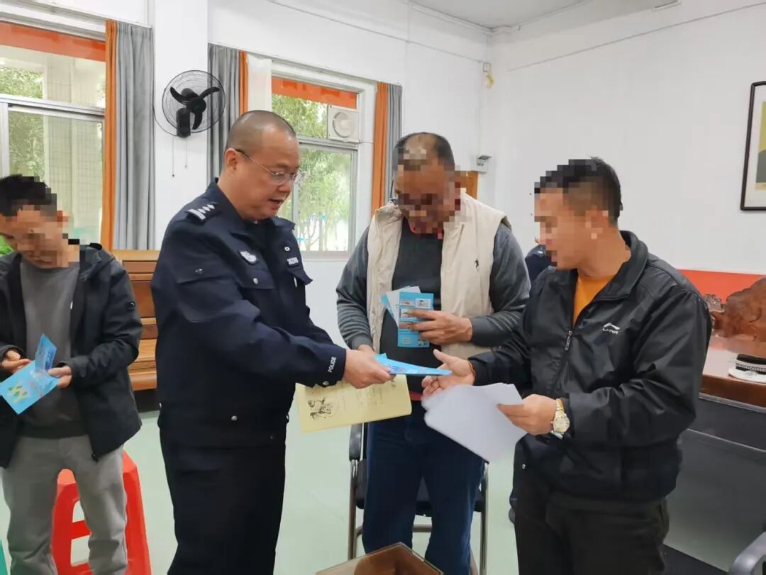 護航開學季｜嚴把校車“安全關” 筑牢護學平安路