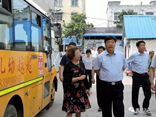 唐河縣政協(xié)對“校車安全管理”進行專項民主監(jiān)督