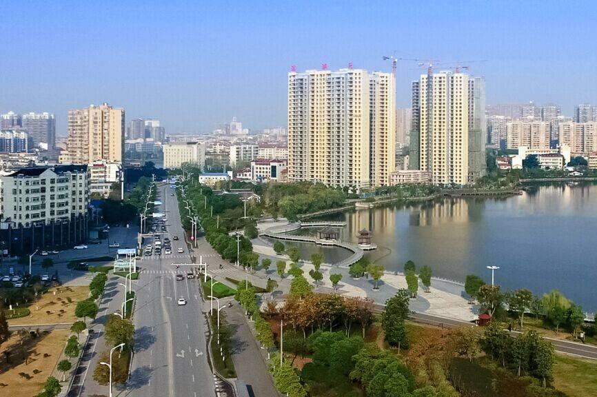 (黃岡)紅安為校車公司發(fā)放政府補(bǔ)貼資金200萬