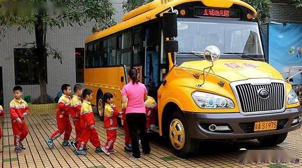 新疆：石河子強化校車安全管理！