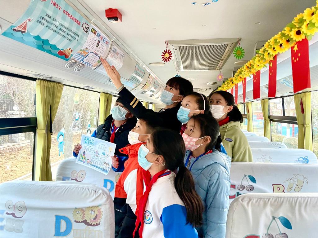 溫馨校車助力創城，多種形式宣傳垃圾分類
