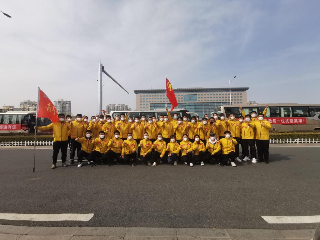 勇士凱旋！溫馨校車“最美抗疫志愿者”退伍不褪色
