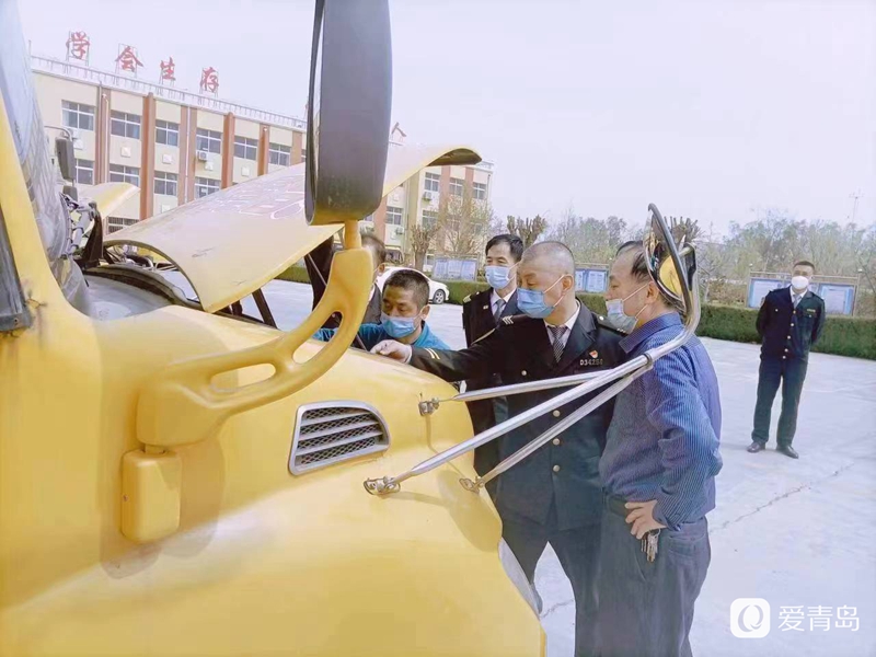 萊西：交運97部校車體檢迎24日中考生返校復(fù)課