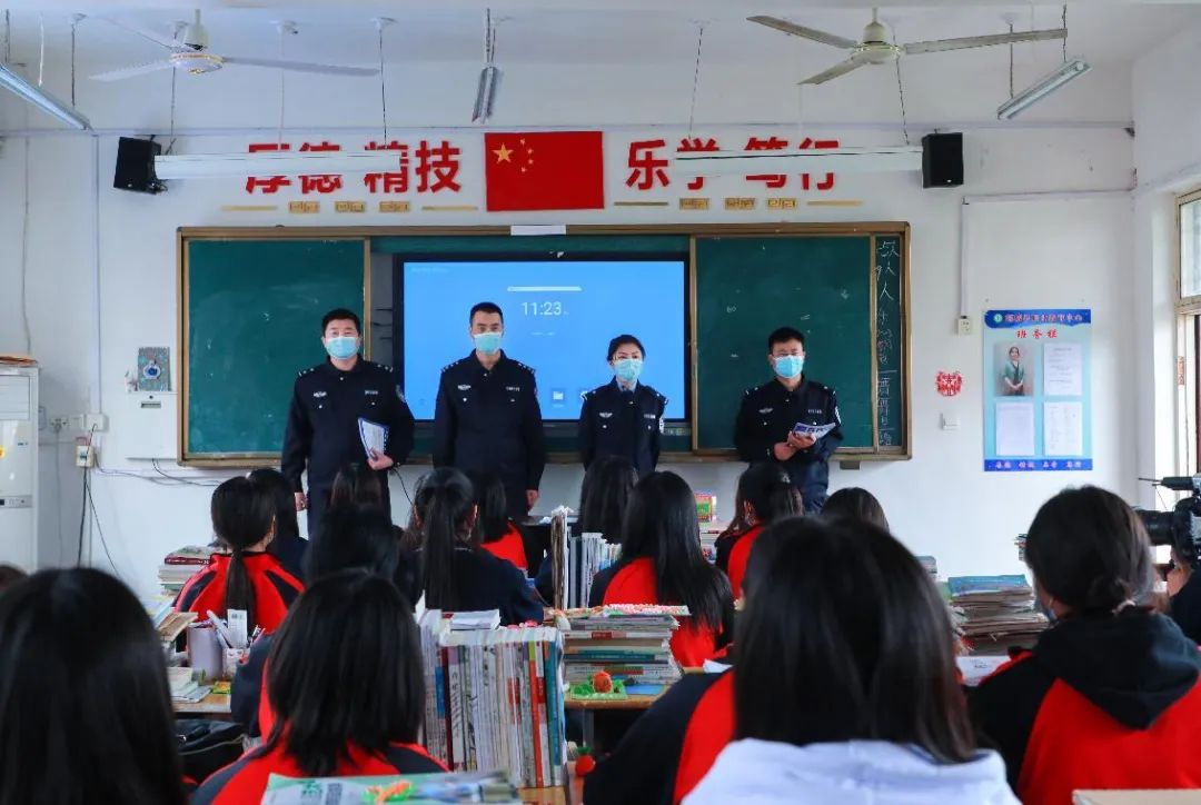 守護(hù)在校學(xué)生人身財(cái)產(chǎn)安全，商丘公安這樣做~