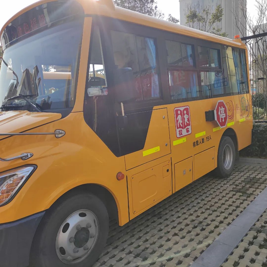 把好校車安全關(guān) 護航幼兒平安路