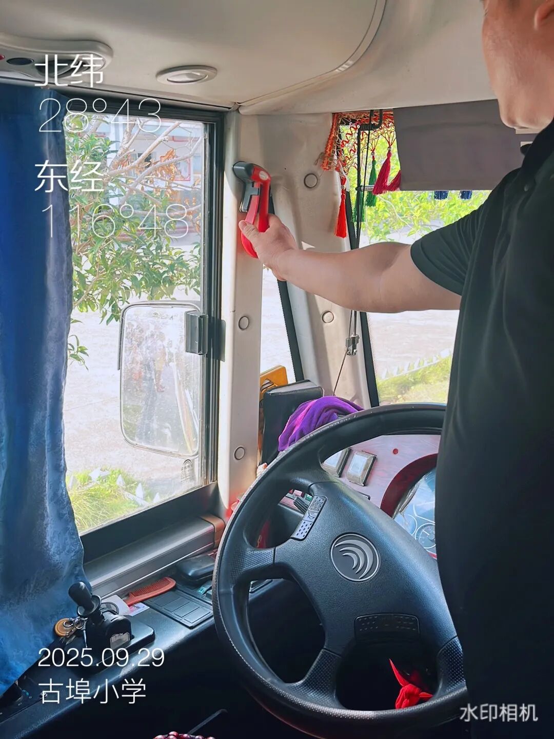 以練筑安全，守護上學路——古埠鎮中心小學開展校車安全應急演練