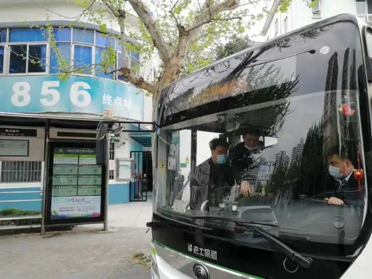 開學在即，公交開啟“護校復學”模式，對“大鼻子”校車及相關車輛開展大檢查！