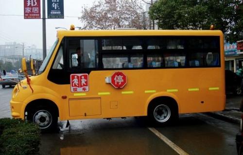 網上評論中國最安全，但為什么學生上下學家長還要接送？