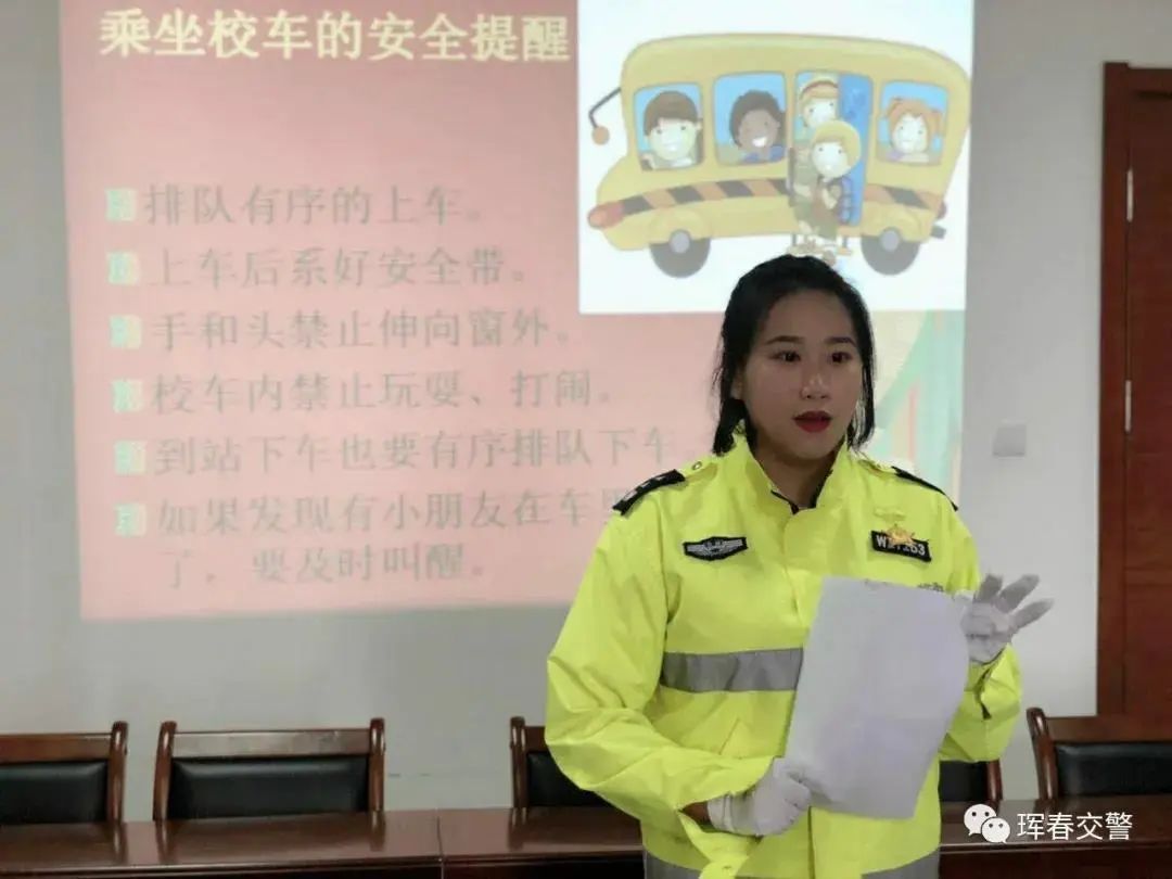 全省交警多策并舉 全力為中小學(xué)生開學(xué)保駕護(hù)航