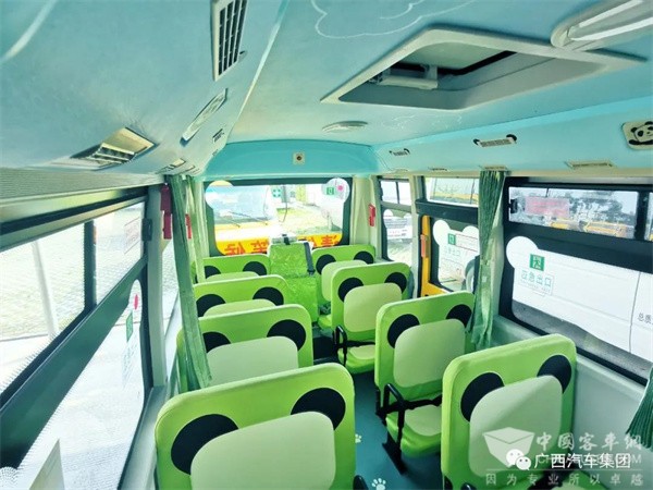 開學(xué)季，五菱校車又開啟一波全新守護！