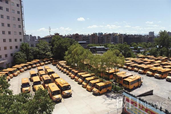 1.2萬名學(xué)生有了安心上學(xué)路：崇陽打造湖北首個智慧校車平臺