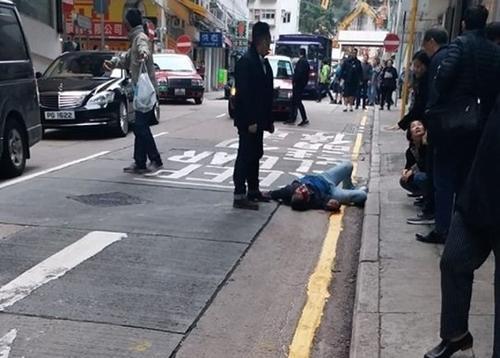 香港“無人校車”失控致3死11傷，初步懷疑手剎沒拉好