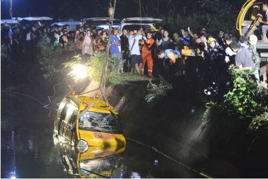 校車安全知識(shí)，小朋友乘坐校車要注意什么？
