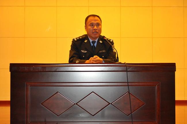 延吉：教育公安聯(lián)合管理 確保冬季校車(chē)安全運(yùn)行