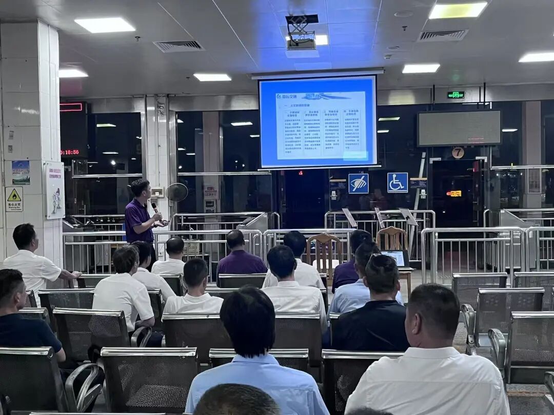 開學倒計時！三水運發開展校車安全檢查，護航學生平安“上學路”
