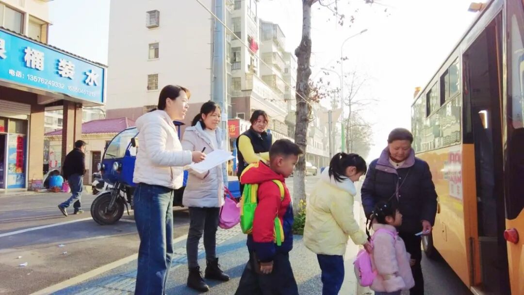 【關注】德安縣公辦幼兒園首次開通校車服務