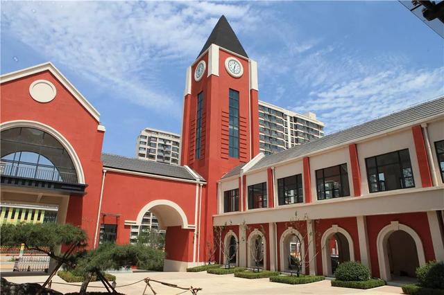 今年，歷城區(qū)9所新建學(xué)校、8所新建幼兒園啟用