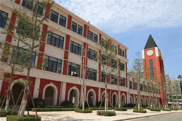 今年，歷城區(qū)9所新建學(xué)校、8所新建幼兒園啟用