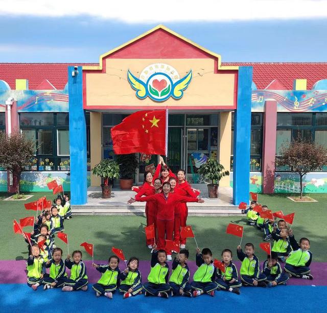 臨淄：謝家幼兒園開展“我們的節日”愛國教育活動