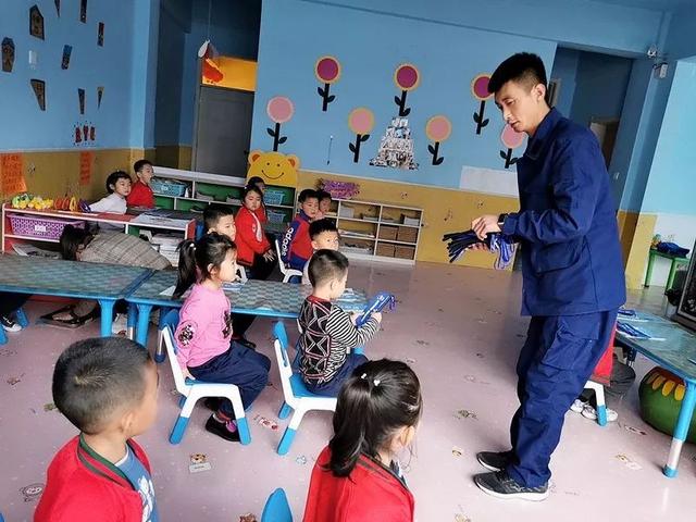 石樓消防走進幼兒園開展消防宣傳活動助推“119”消防宣傳月