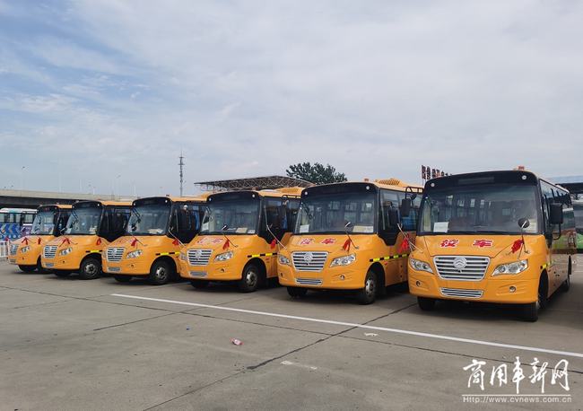 管理搞上去、收費降下來！起底鹽阜校車安全運營背后的秘密