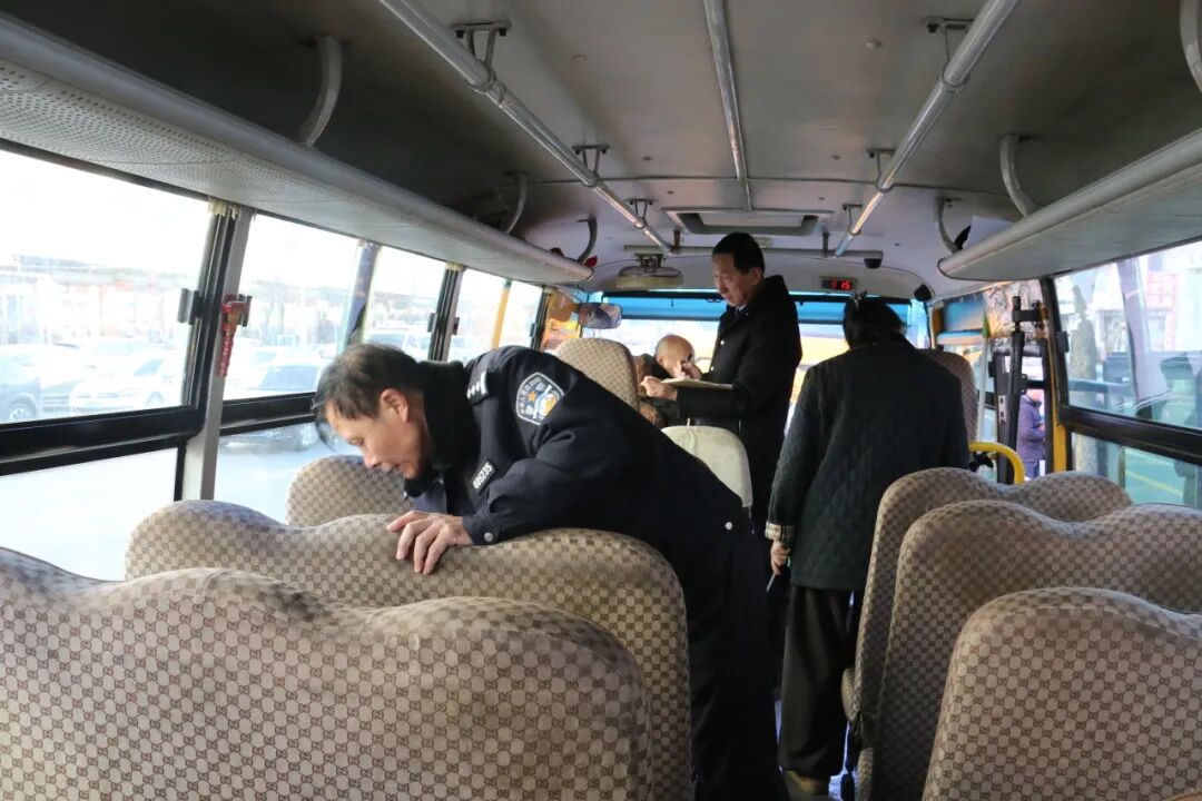 清原鎮：校車安全大檢查 護航冬季平安路