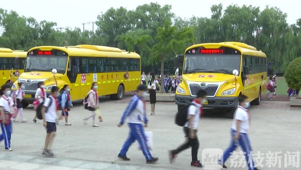 確保學(xué)生安全出行 贛榆打造“零補(bǔ)貼”校車模式