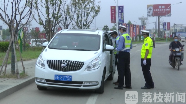 確保學(xué)生安全出行 贛榆打造“零補(bǔ)貼”校車模式