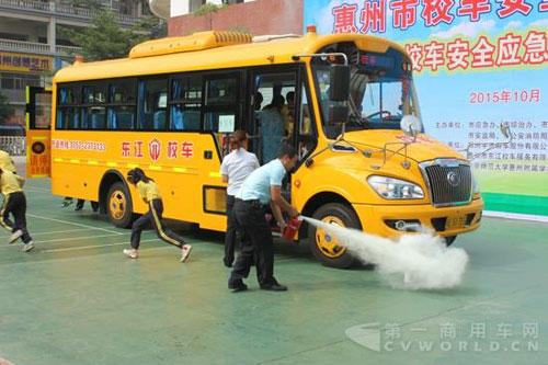 惠州東江校車：兩種模式運營 一心為校車安全
